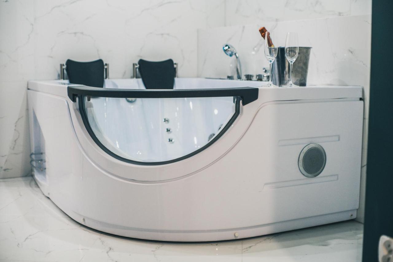 Yourapart Starówka Z Jacuzzi Apartament